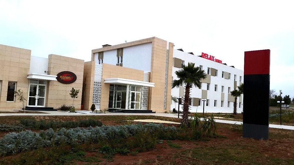 Relax Hotel Oujda Exterior photo